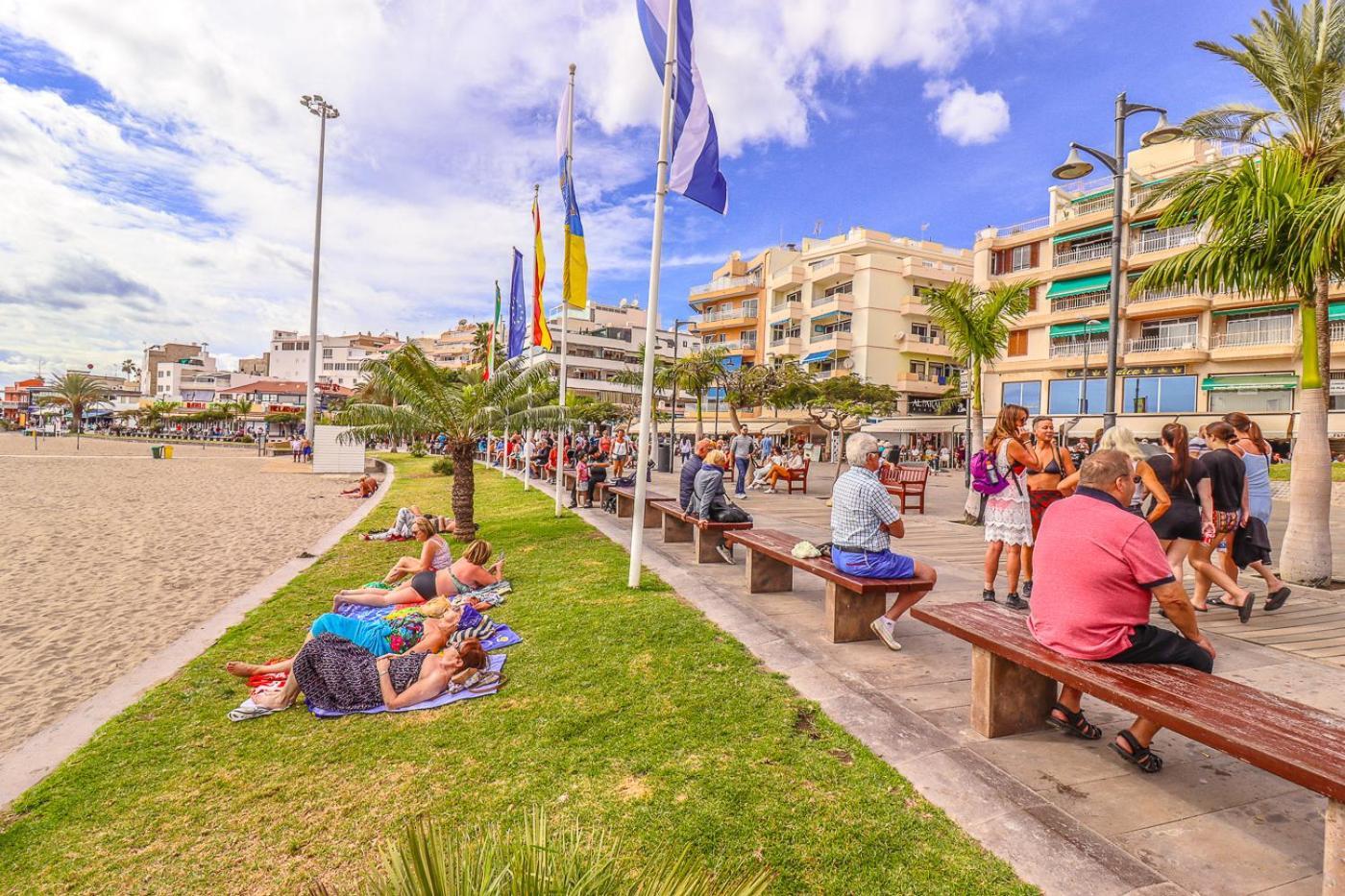 Rentaliday Los Playeros Arona  Exteriör bild